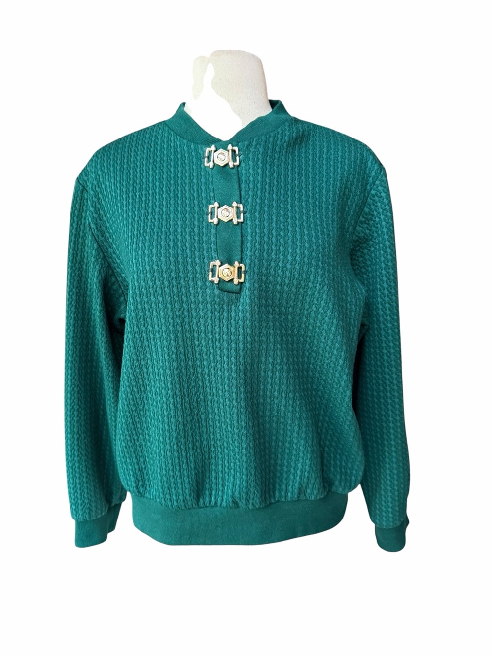 Late 80s/Early 90s Alfred Dunner Cable Jacquard Knit Bold Decorative Hinged Clas